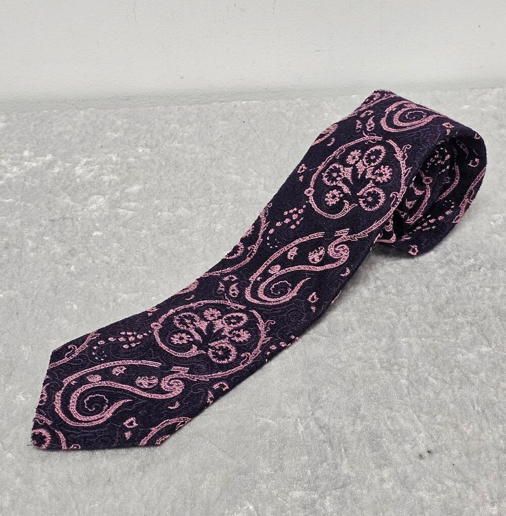 Ted Baker Mens Purple Paisley Pattern Hand Tailored Silk Necktie